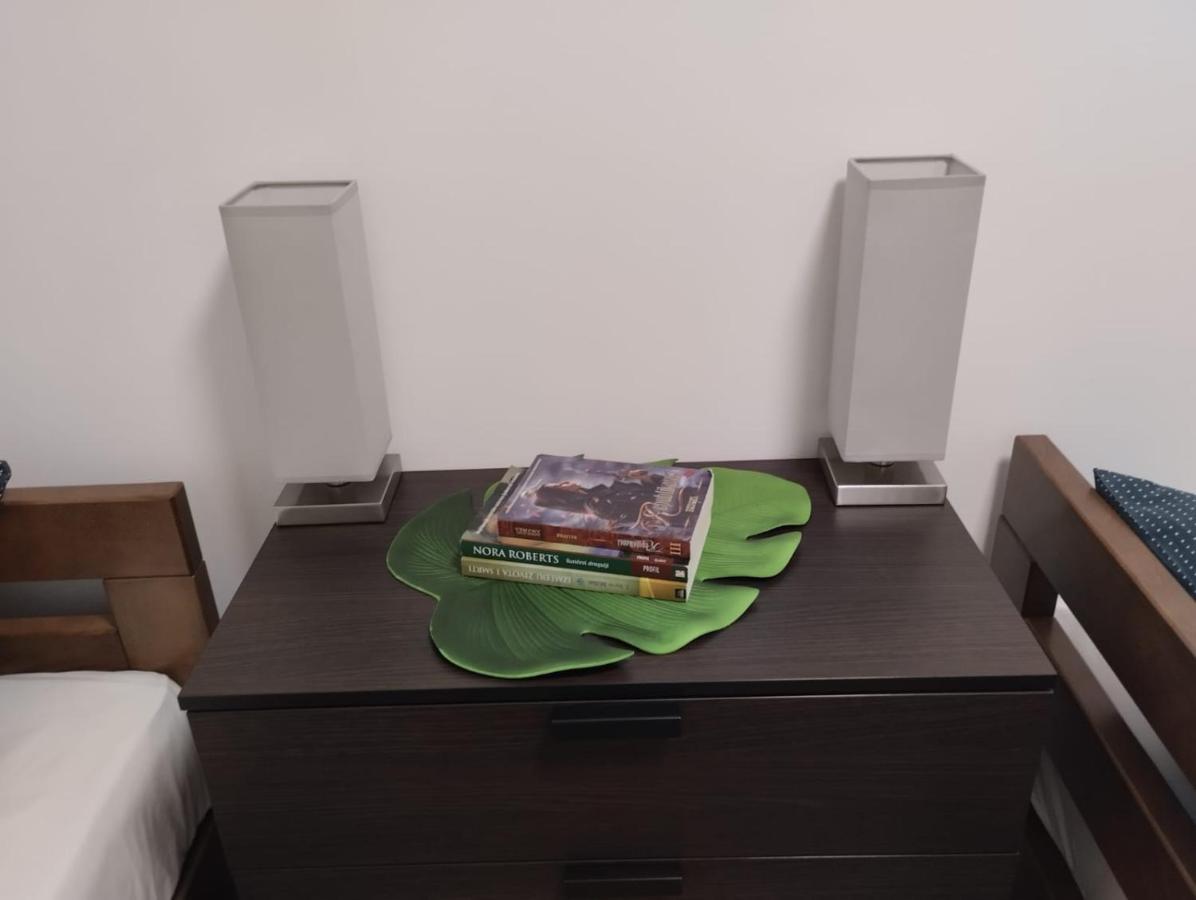 Apartman Zagreb , With Balcony And Free Parking Exterior photo